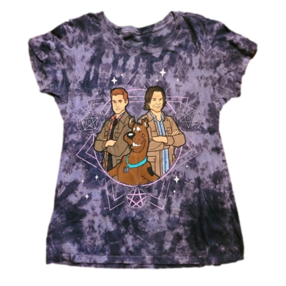 Supernatural &SCOOBY DOO purple tye dye t-shirt. Size L. EXCELLENT CONDITION!